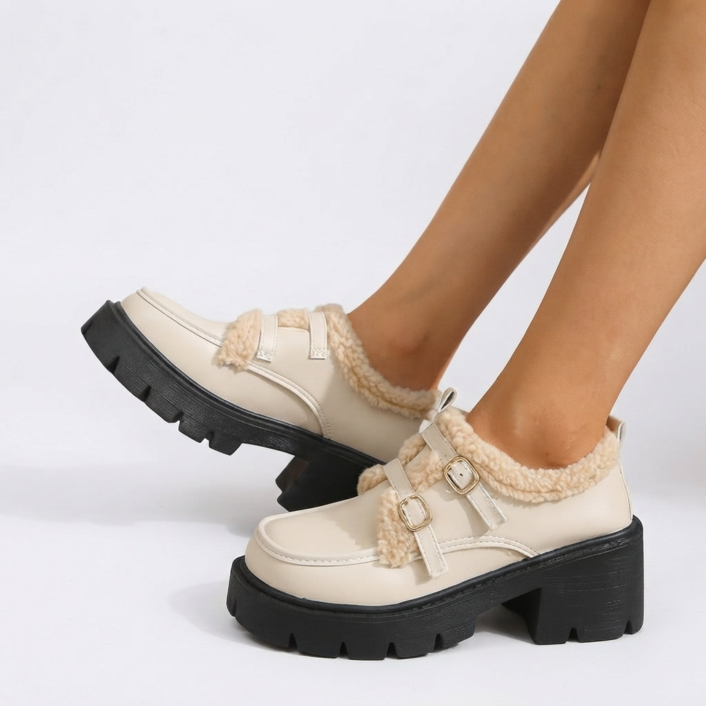 Kvindelige platform monk-sandaler med rem